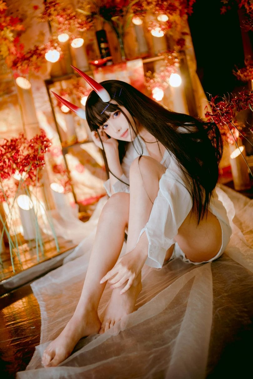 Shika小鹿鹿碧蓝航线能代COS写真,服饰细节扎实,角色气质沉稳