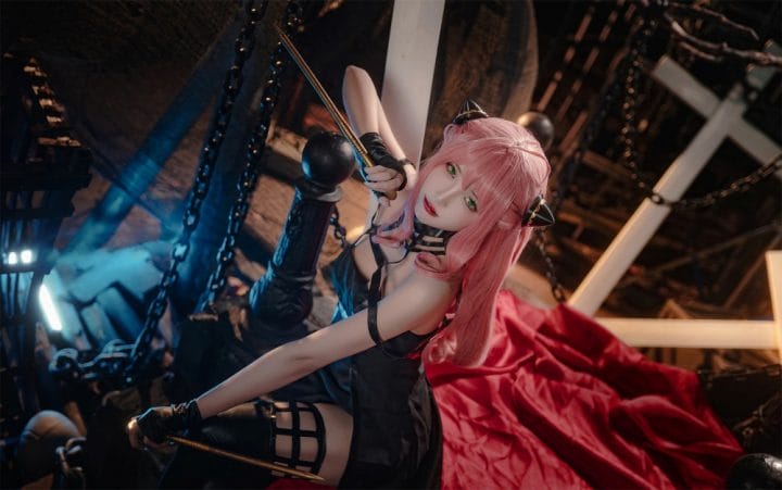 阿璇学妹COS女版阿尼亚,约尔刺客服演绎《间谍×过家家》成长系造型