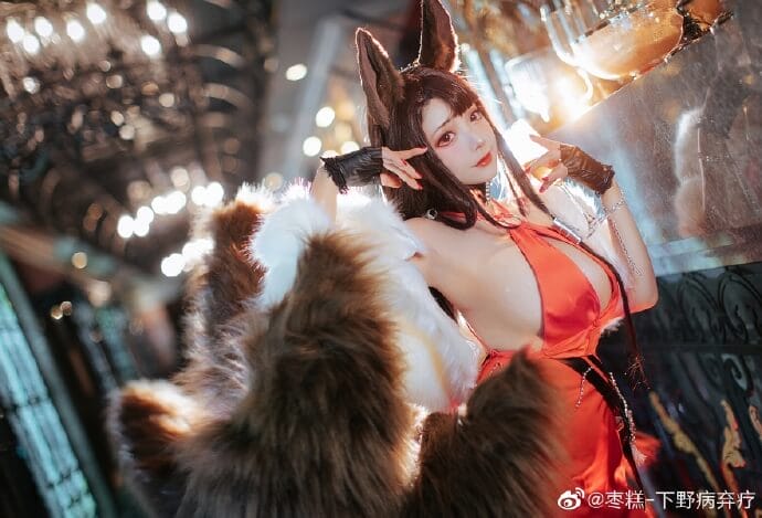 枣糕_下野病弃疗碧蓝航线赤城COS：暗调室内拍出病娇狐耳航母的妖艳气场