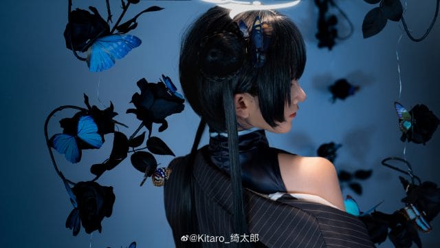 Kitaro_绮太郎cos蔚蓝档案妃咲:深蓝旗袍配天使光环的暗调还原