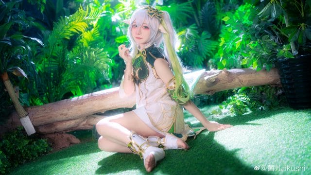 菌儿rikushi cos原神纳西妲 绿植环绕下的清透小草神写真
