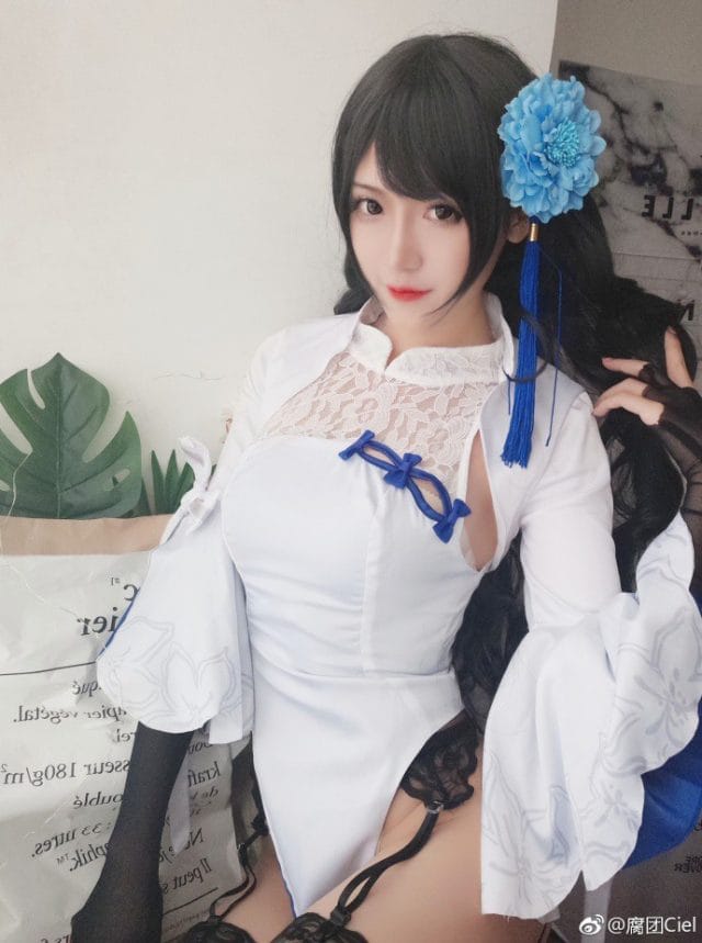 腐团Ciel《少女前线》95式旗袍造型 贴身剪裁展现东方曲线美