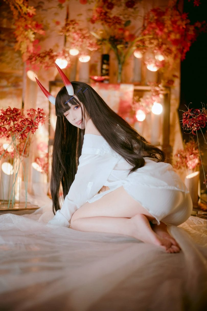 Shika小鹿鹿碧蓝航线能代COS写真,服饰细节扎实,角色气质沉稳