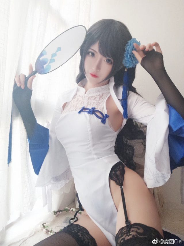 腐团Ciel《少女前线》95式旗袍造型 贴身剪裁展现东方曲线美