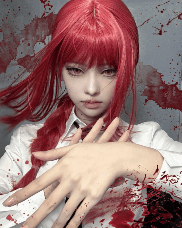 周仙仙耶cosplay链锯人玛奇玛，支配恶魔造型还原引发粉丝热议