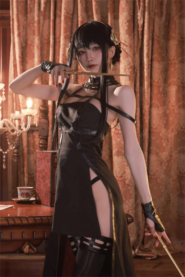 水淼aqua《SPY×FAMILY》约尔·福杰COS 日常造型里藏不住的刺客气质