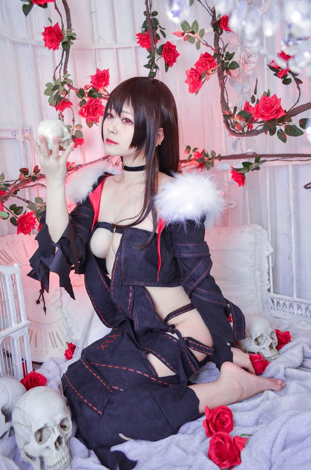 Arty亚缇cos《FGO》虞姬:虞美人妆造与冷艳气质图集