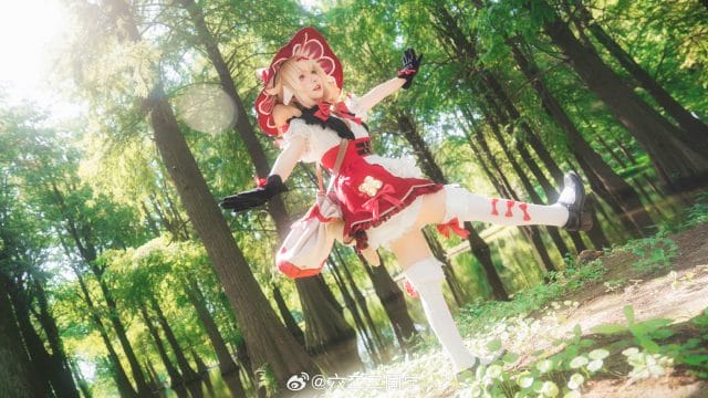 六二二同学COS原神可莉，森林取景还原火花骑士的元气冒险感