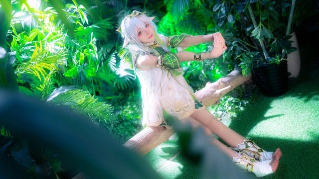菌儿rikushi cos原神纳西妲 绿植环绕下的清透小草神写真