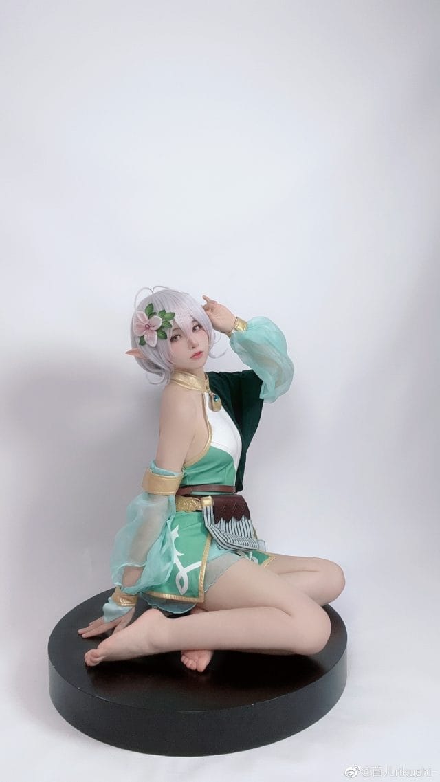 菌儿rikushi- cos可可萝：美食殿堂小小引导者神态捕捉，像活过来的手办