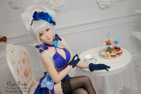 焖焖碳 COS 碧蓝航线光辉「永不落幕的茶会」，蕾丝蓝裙造型图集