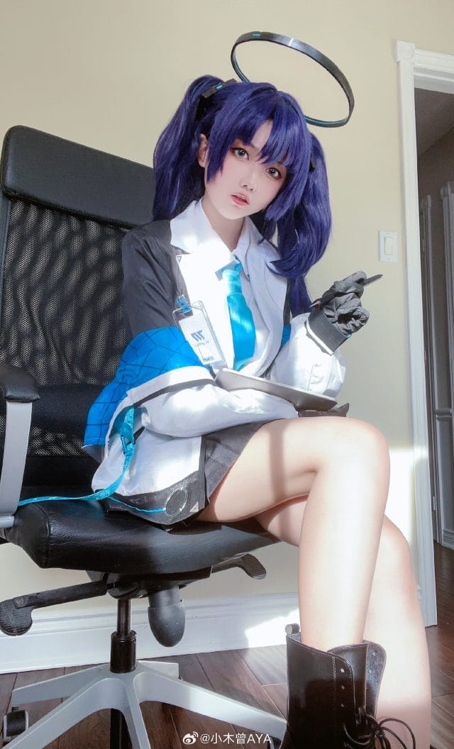 小木曾AYA cos蔚蓝档案早濑优香:蓝紫双马尾还原游戏形象