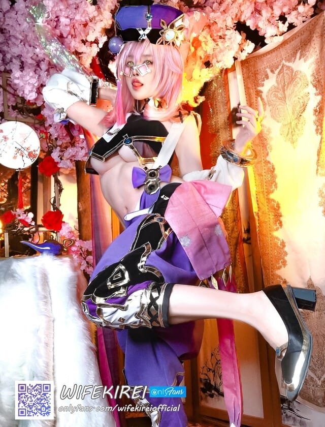 WifeKirei cos原神多莉引争议:成人化演绎幼态角色遭社区批评