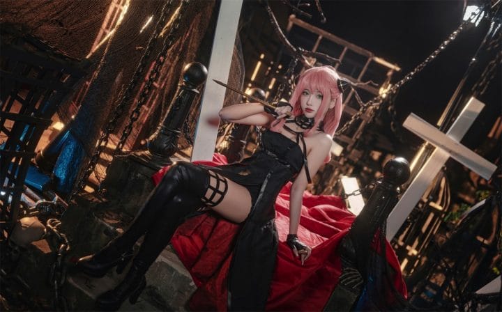 阿璇学妹COS女版阿尼亚,约尔刺客服演绎《间谍×过家家》成长系造型