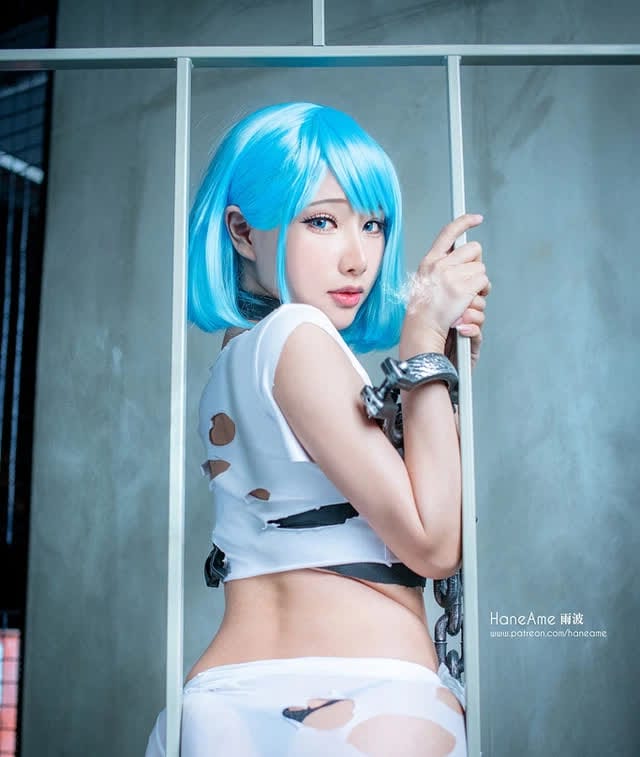 雨波_HaneAmecos碧蓝航线恰巴耶夫:巡洋舰少女的英气造型写真