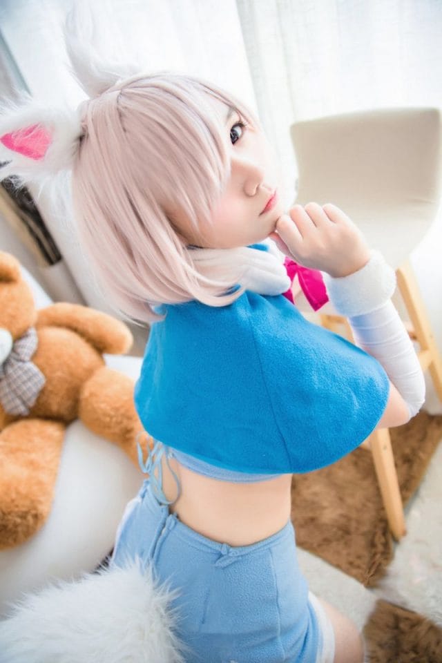 麻花麻花酱COS《FGO》玛修兔女郎版 粉发盾娘化身甜美兔子