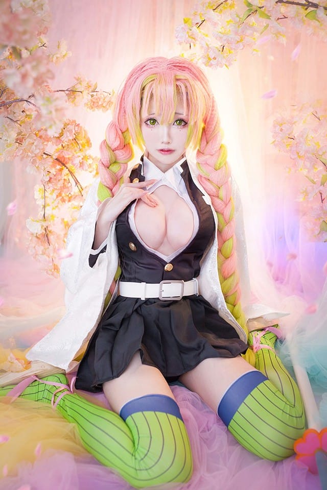 Mon夢_monpink鬼灭之刃森林外景COS 甘露寺蜜璃蝴蝶忍祢豆子三角色还原