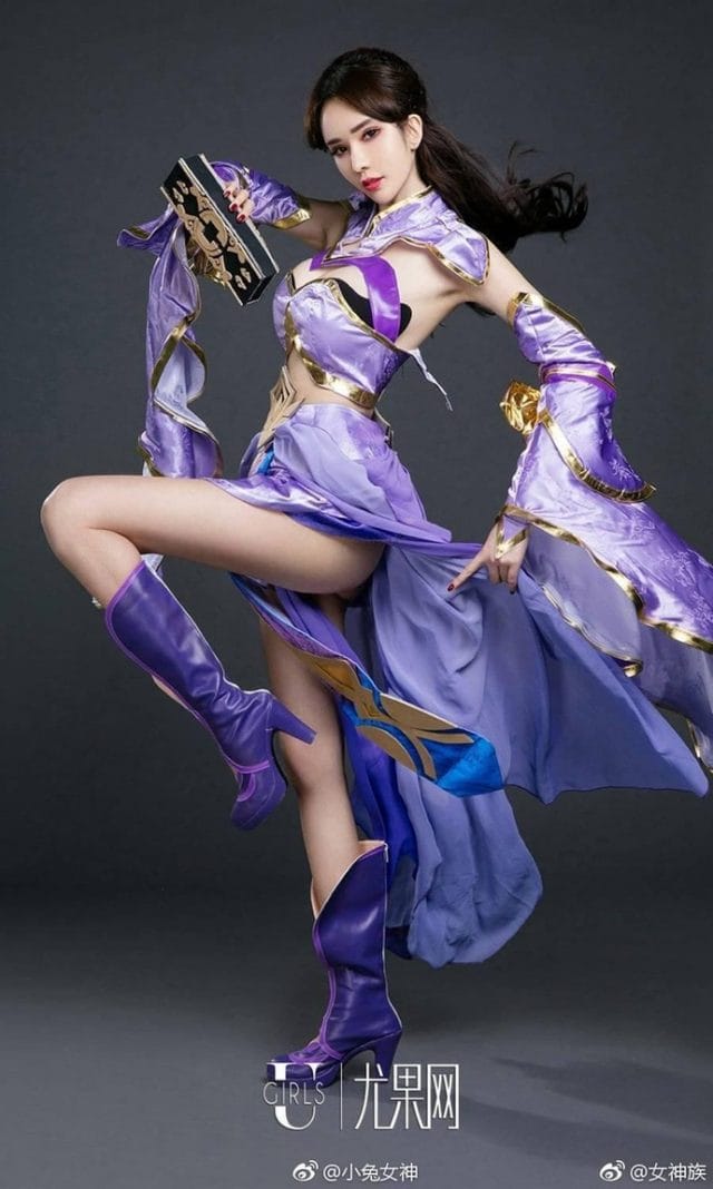萌琪琪Irene王者荣耀露娜COS 紫色战甲月光之女造型高还原