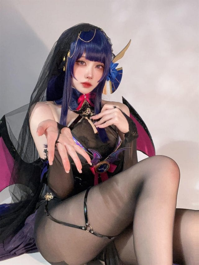 安食Ajiki多角色COS写真合集:170cm长腿优势下的浓烈戏剧化演绎