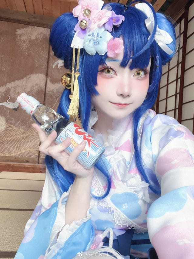 花崎Makura cos天宫心，彩虹社蓝发虚拟主播的甜系还原