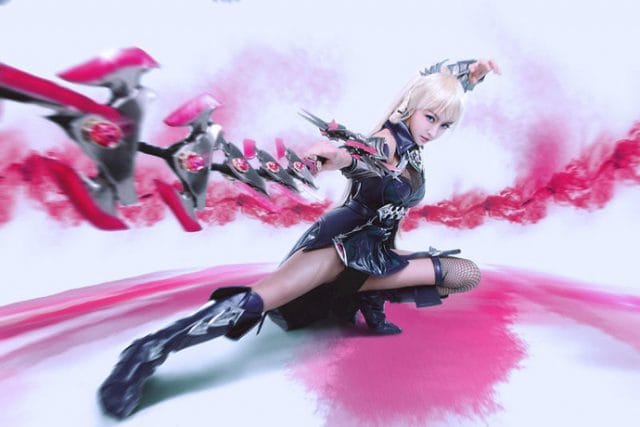 Cindy cos洛奇链刃师：魔幻与飒爽并存的游戏角色还原