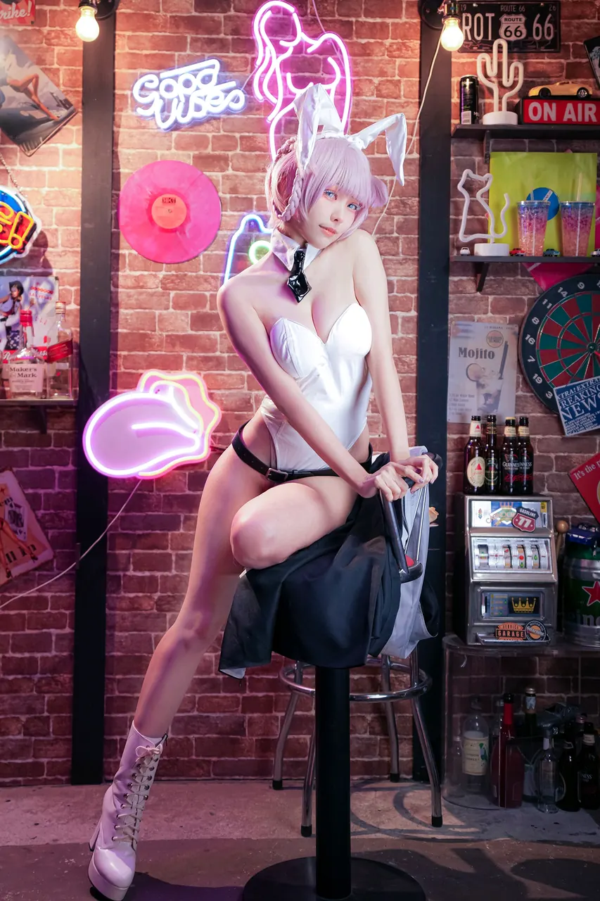 Elyee子Nazuna Bunny