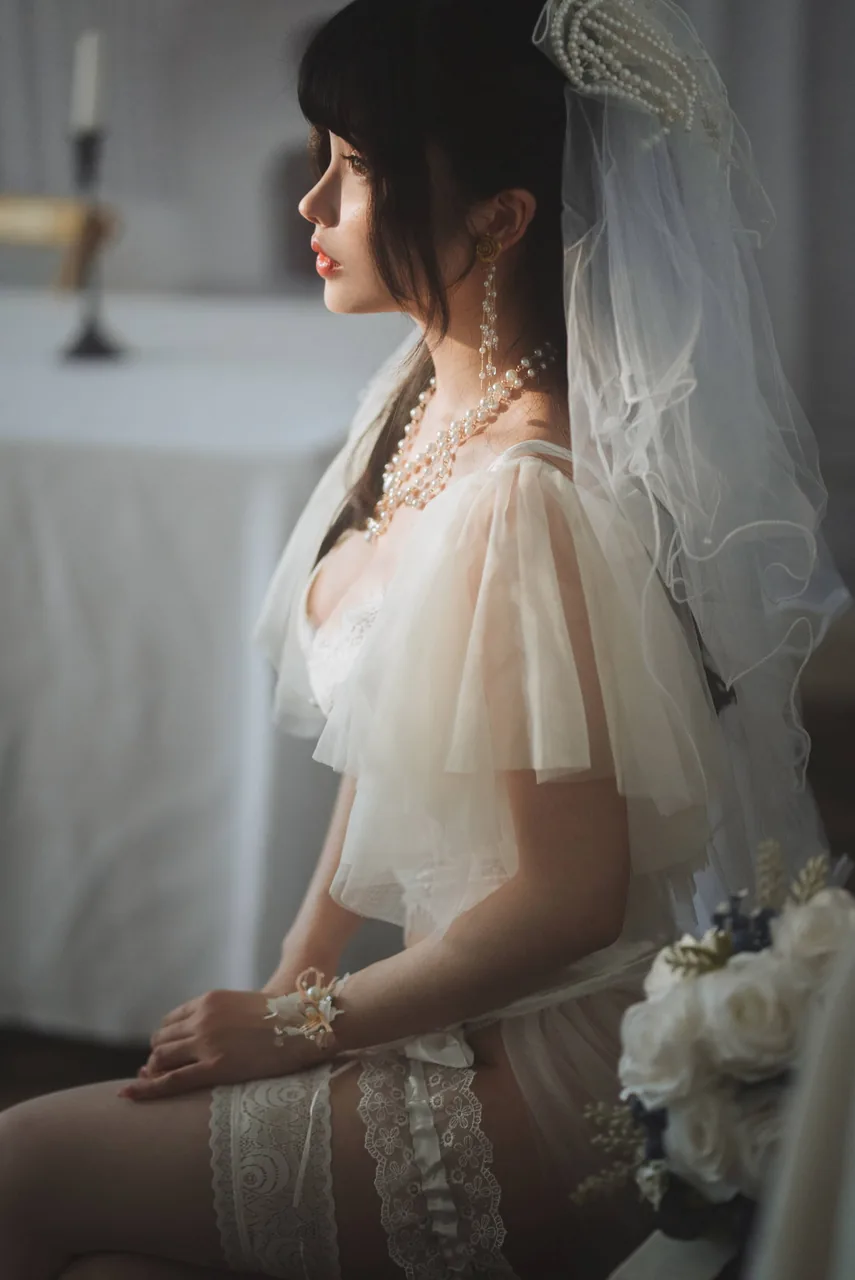 凉凉子透明婚纱