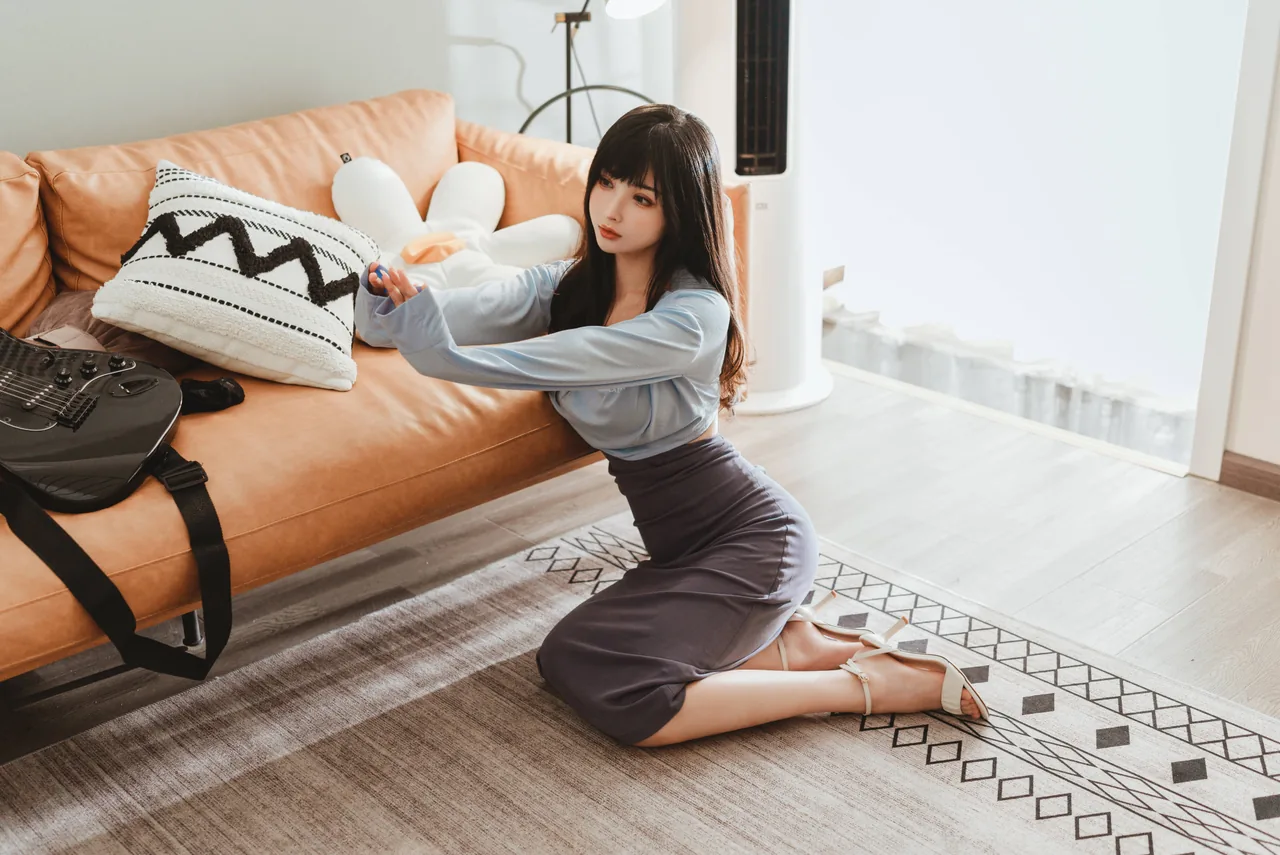 凉凉子吉他妹妹系带裙