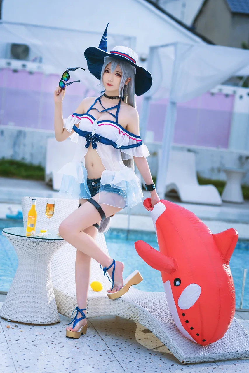 弥音音明日方舟 斯卡蒂泳装