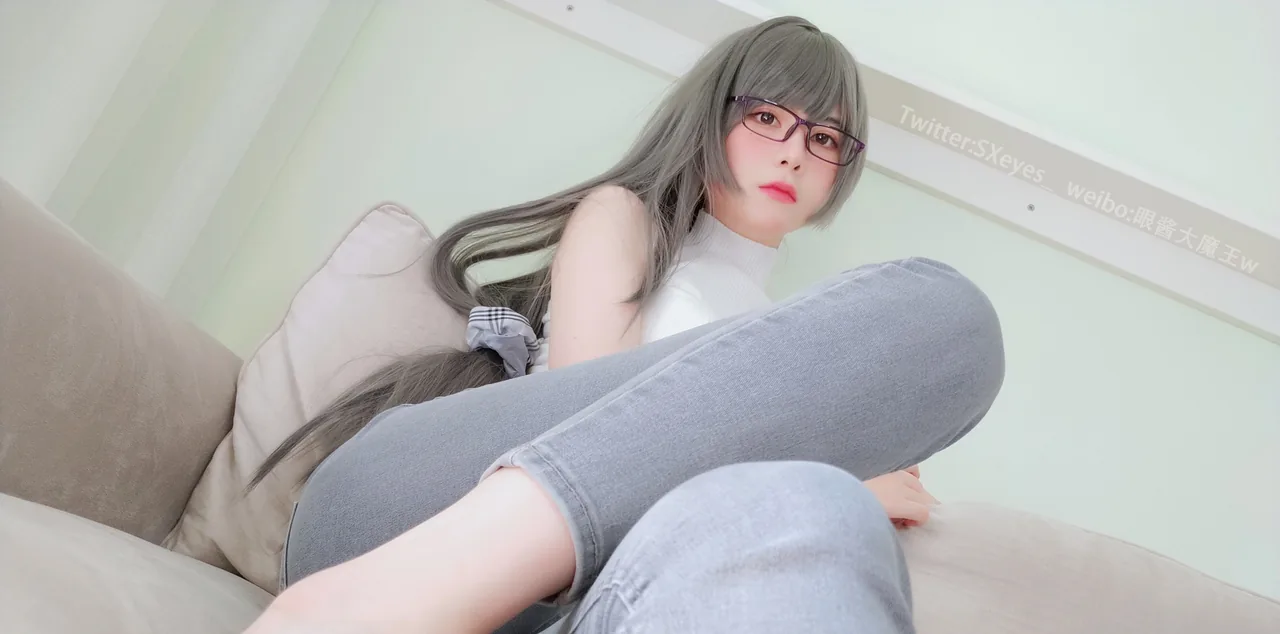 眼酱大魔王白色无袖