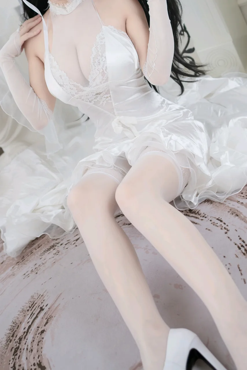 小仓千代爱宕婚纱