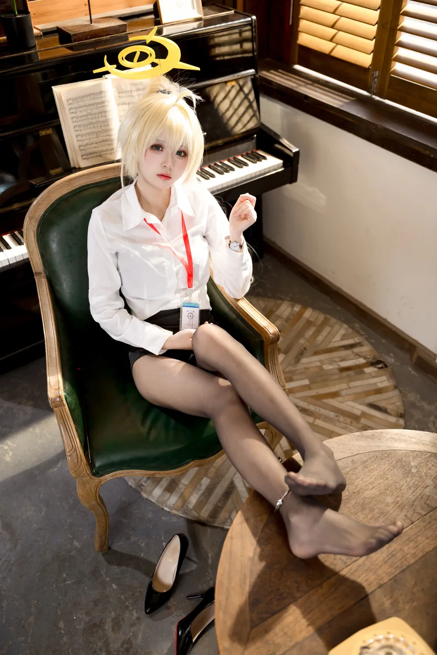 九柒喵笑面教授 OL制服