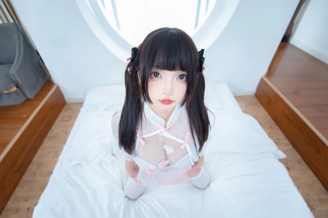 神楽坂真冬蜜桃雪糕