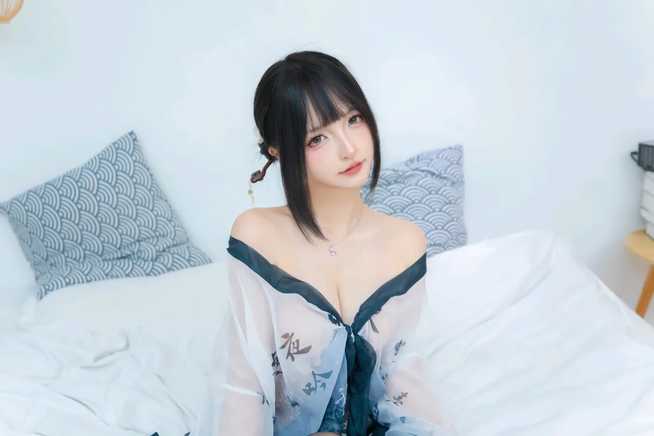 神楽坂真冬蓬山夜吟