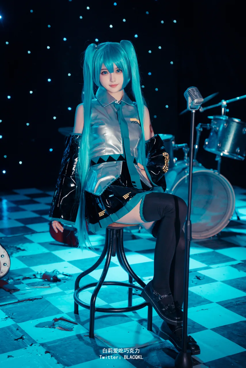 白莉爱吃巧克力初音未来