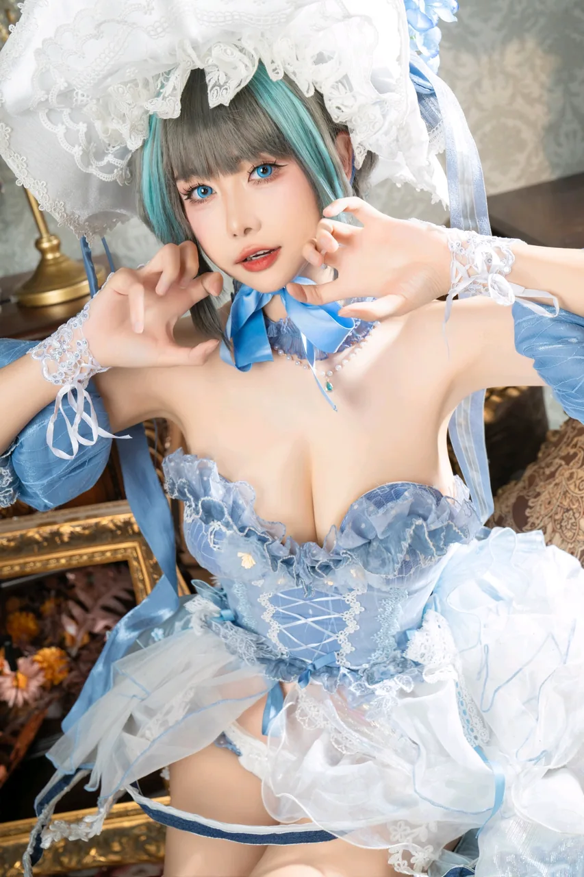 Momoko葵葵柴郡礼服