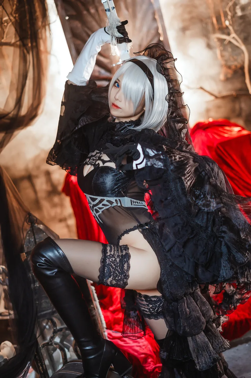 蜜汁猫裘2B