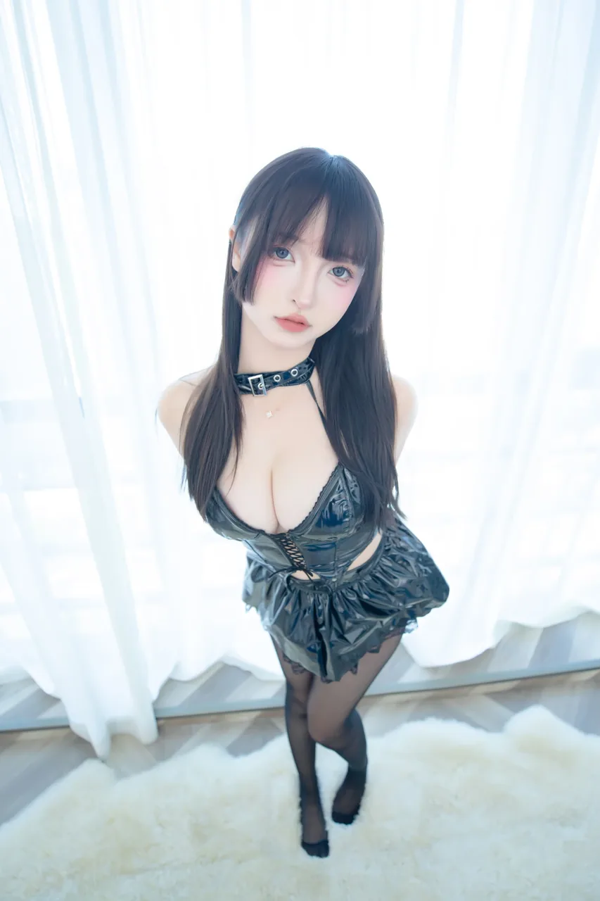 神楽坂真冬美脚