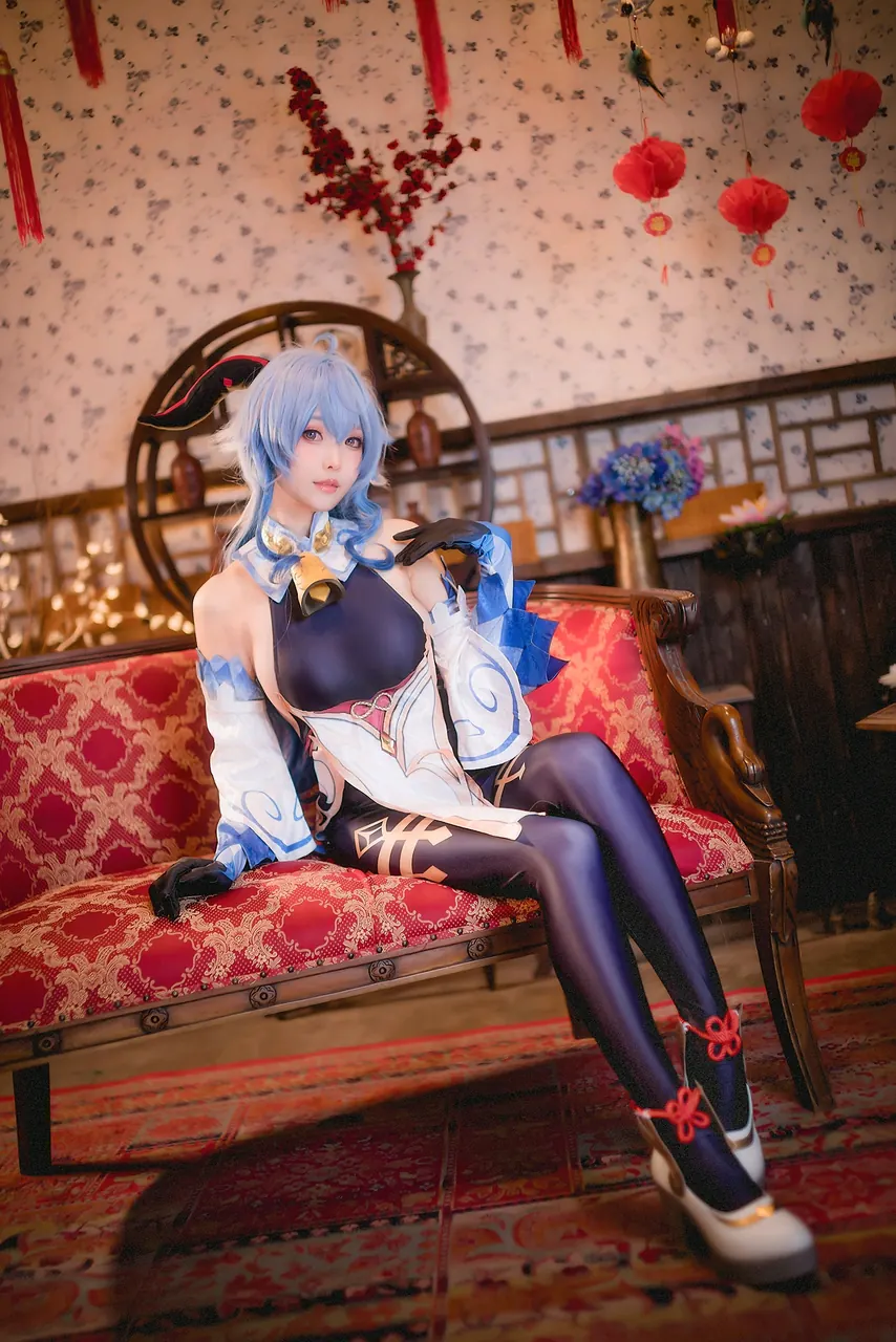 Elyee子甘雨
