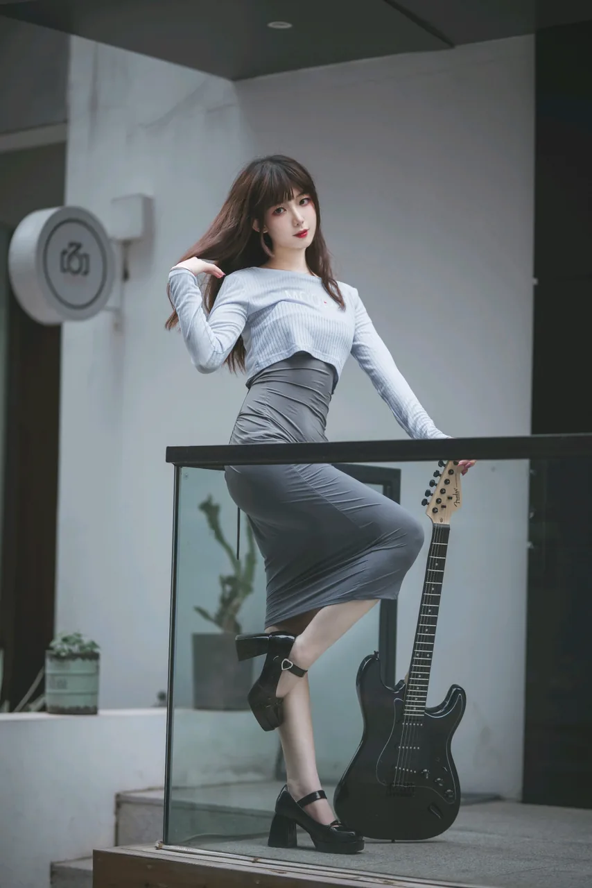 封疆疆吉他妹妹