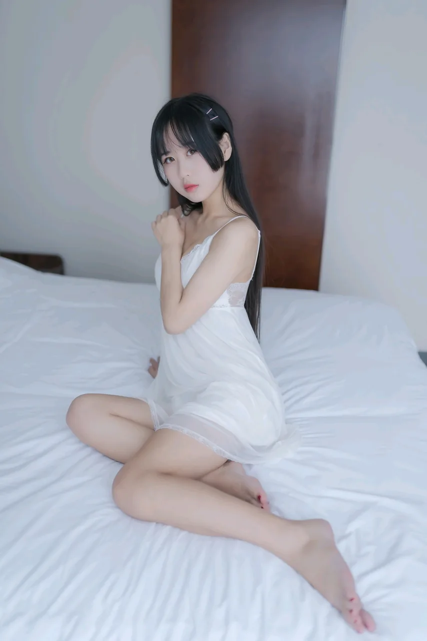 萌芽儿白色私房