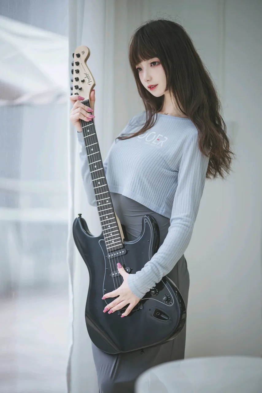 封疆疆吉他妹妹
