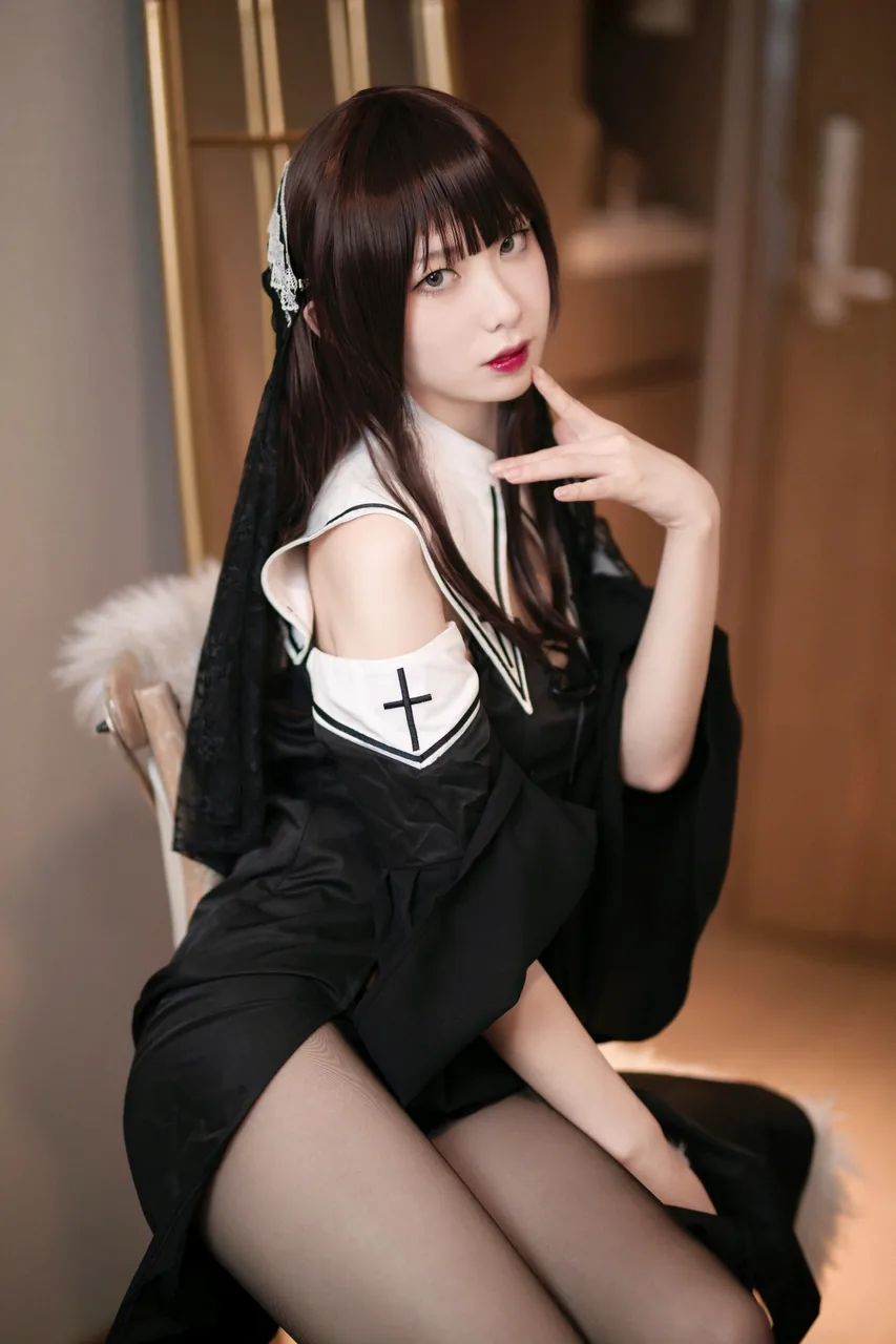 封疆疆黑色修女